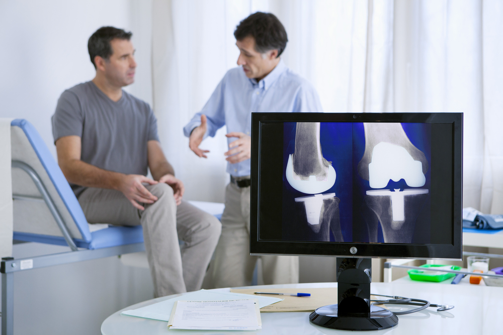 minimally invasive joint replacement